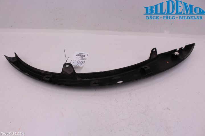 Volvo XC70 01-04 Skjerm Bredder
