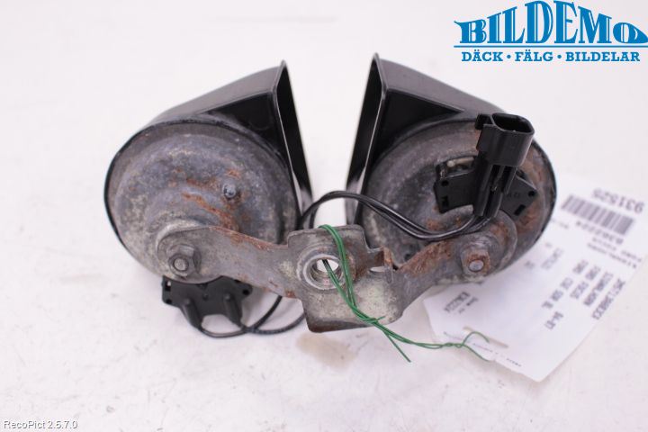Ford FOCUS     04-07 Signalhorn