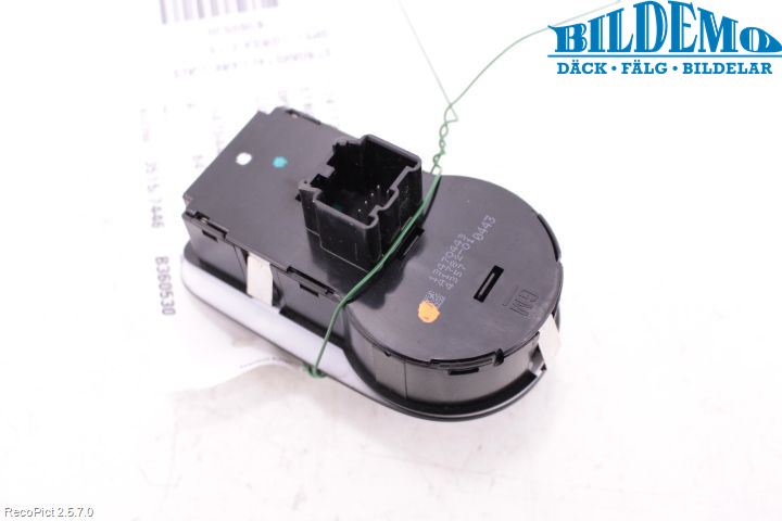 Opel CORSA E 15-19 Bryter Hovedlys