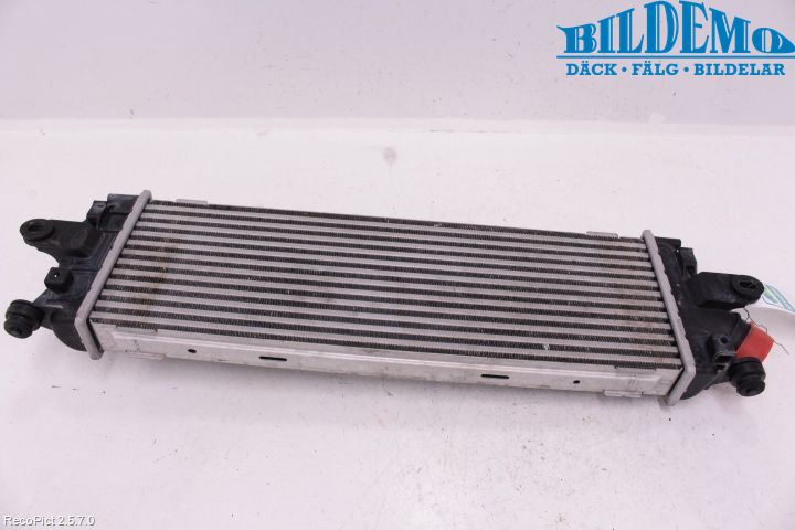 Opel VIVARO 01-14 Intercooler Radiator