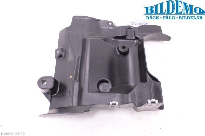 BMW 5 F10/F11/F18 09-17 Bunnplate U Motor-Gear-Dørk