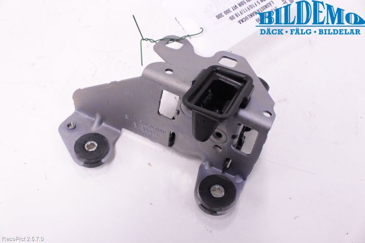 BMW 5 F10/F11/F18 09-17 Bakluke-Lokk Låsekasse