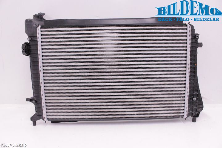 Volkswagen VW PASSAT 05-11 Intercooler Radiator
