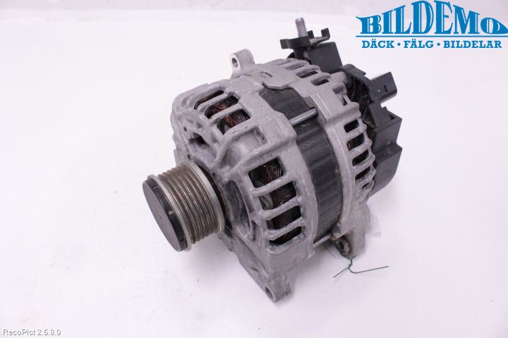 Mercedes-Benz MB B-KLASS (W246/W242) 12-19 Dynamo
