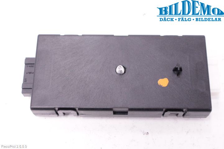 BMW 5 F10/F11/F18 09-17 Stereo Antenneforsterker