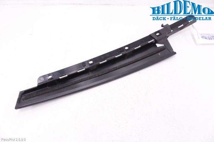 BMW 2 F46 GRAN TOURER 15-22 Dør Dekorlist Vf