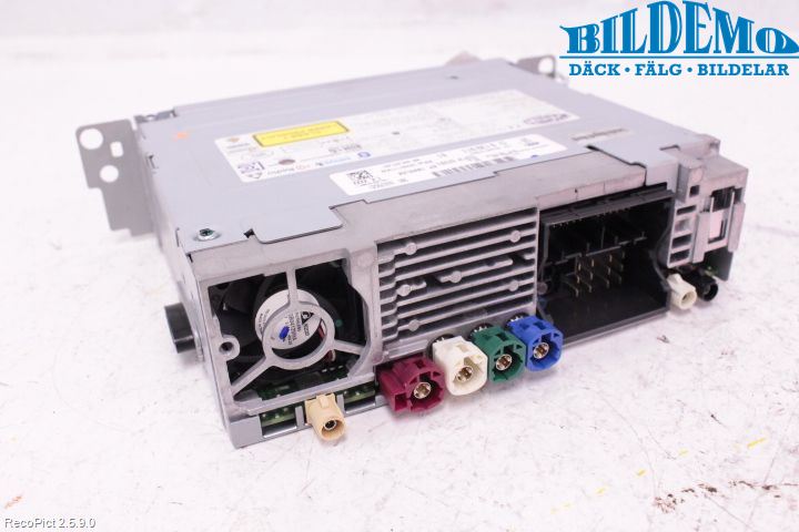 BMW 2 F46 GRAN TOURER 15-22 Stereo Radio Med Cd