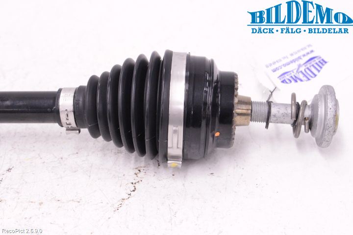 BMW X1 F48 15-22 Drivaksel Bak Kompl Venstre
