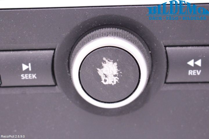 Saab 9-5     06-10 Stereo Radio Med Cd