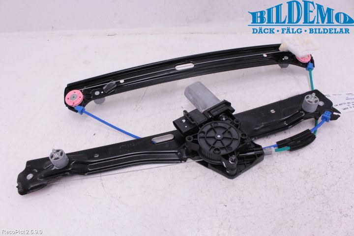 BMW X1 F48 15-22 Vindusheis El Komp