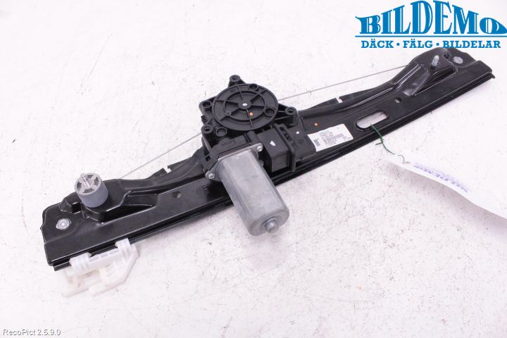 BMW X1 F48 15-22 Vindusheis El Komp