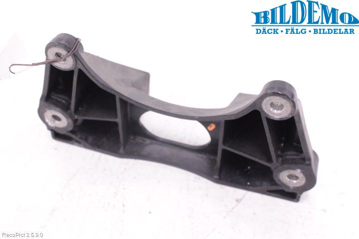 Mercedes-Benz MB E-KLASS (W213) 16-23 Gearkasse Bjelke - Travers