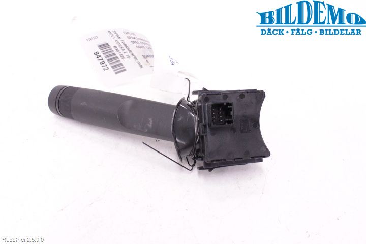 Opel CORSA E 15-19 Bryter Ratt Visker - Spyler