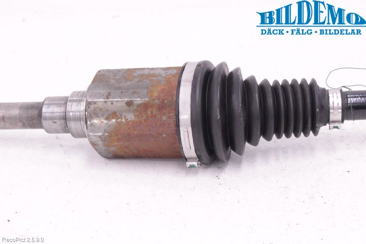 BMW 3 F30/F31/F80 12-19 Drivaksel Foran Kompl Høyre