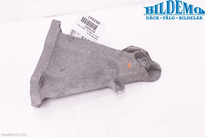 BMW 5 E60/61 Sed/Tou 02-10 Motor Feste Stål-Alu