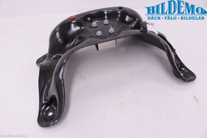 Mercedes-Benz MB VITO/V-KLASS (W640,W447,W448) 14- Gearkasse Bjelke - Travers