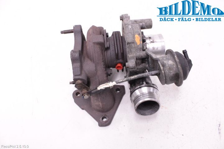 Renault MASTER III  04-10 Turboaggregat