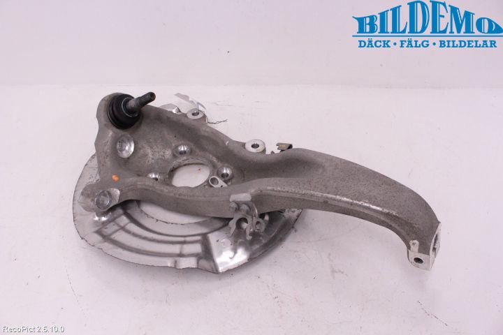 BMW 5 F10/F11/F18 09-17 Spindel Vf