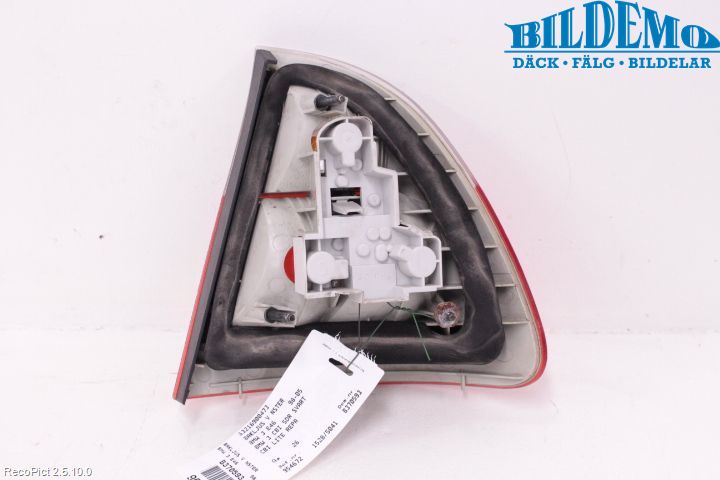 BMW 3 E46      98-05 Baklykt Venstre