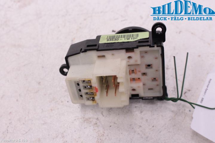 Kia RIO 12-16 Bryter Speil