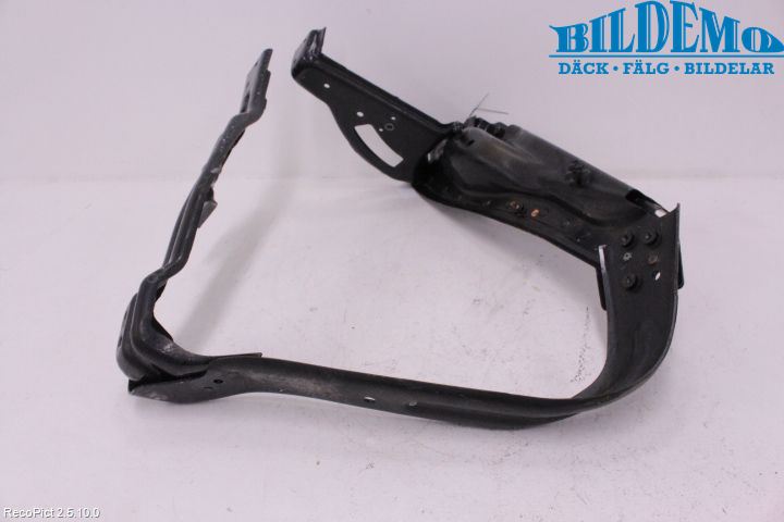 Mercedes-Benz MB R-KLASS (W251) 05-13 Frontlykt Ramme V Lyktering