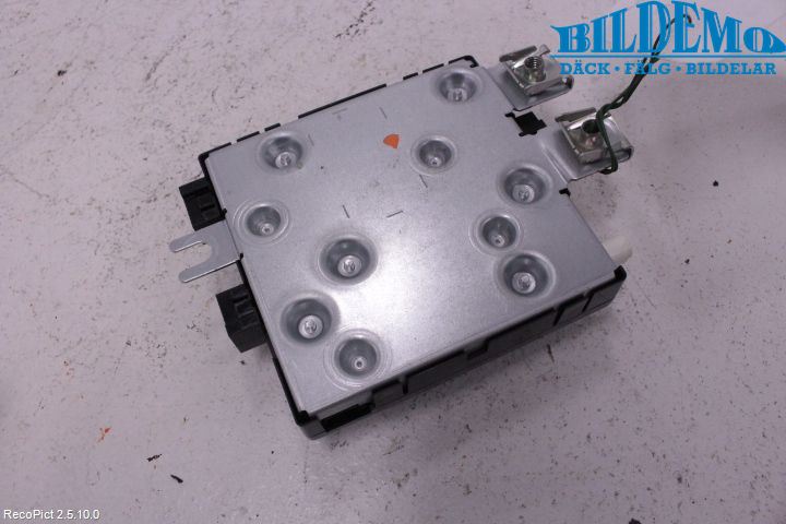 Mercedes-Benz MB C-KLASS (W204) 07-15 Stereo Antenneforsterker