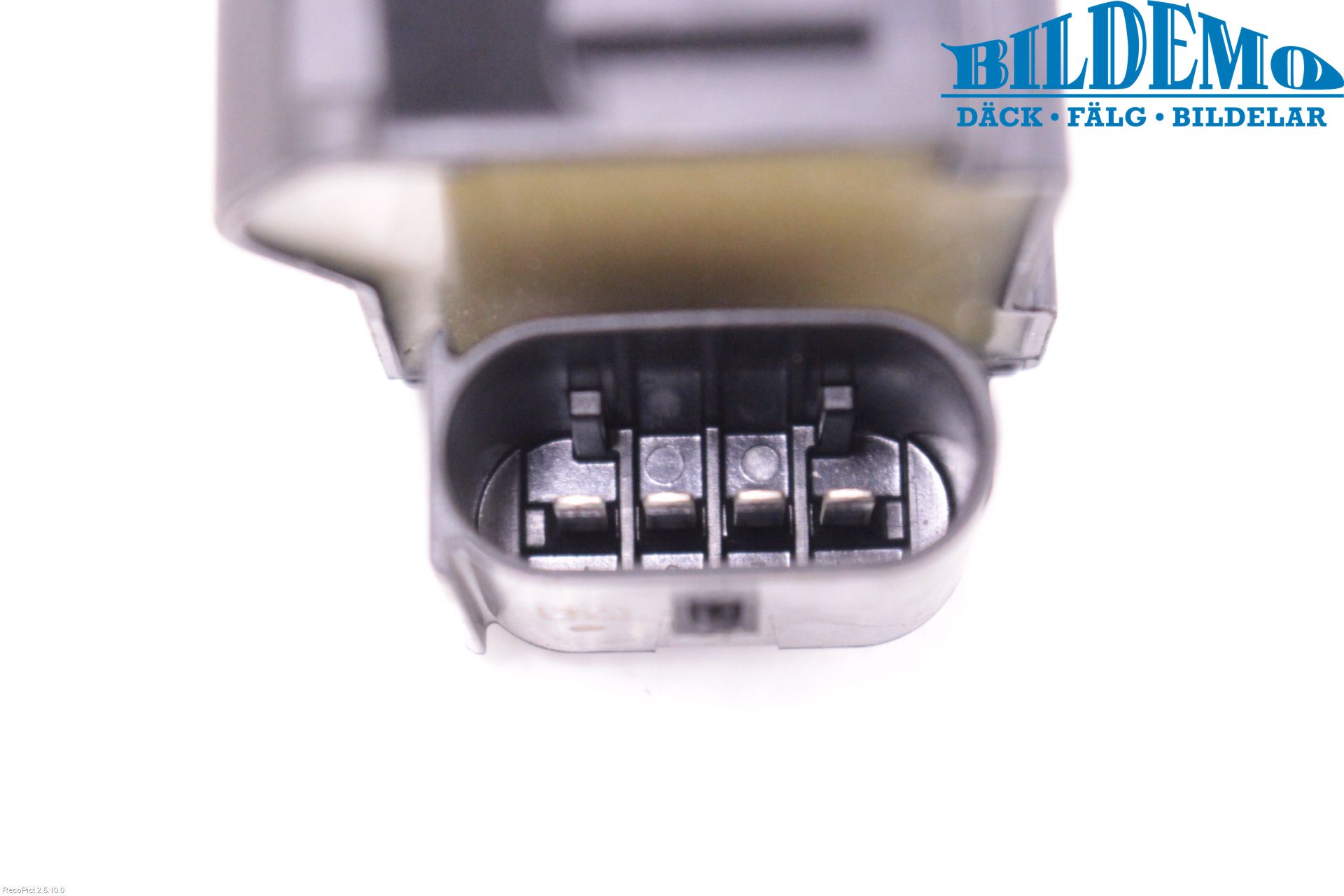 Mercedes-Benz MB E-KLASS (W212) 09-16 Coil