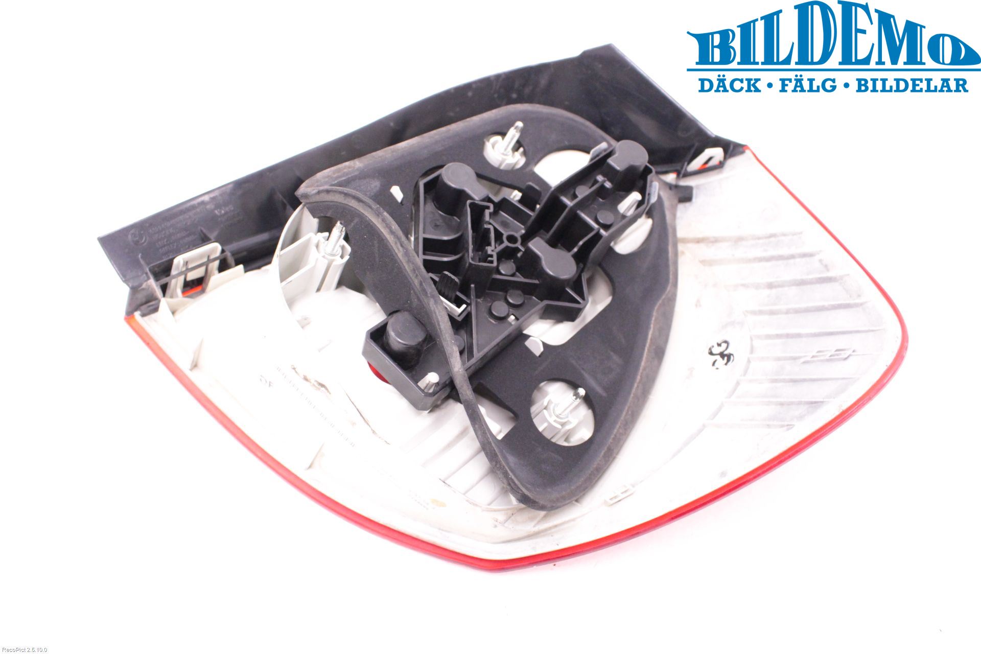 BMW 1 E87/81 5D/3D 03-11 Baklykt Venstre