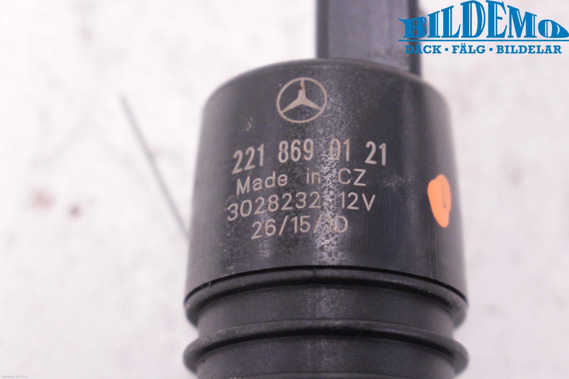 Mercedes-Benz MB E-KLASS (W212) 09-16 Spylerpumpe Frontrute