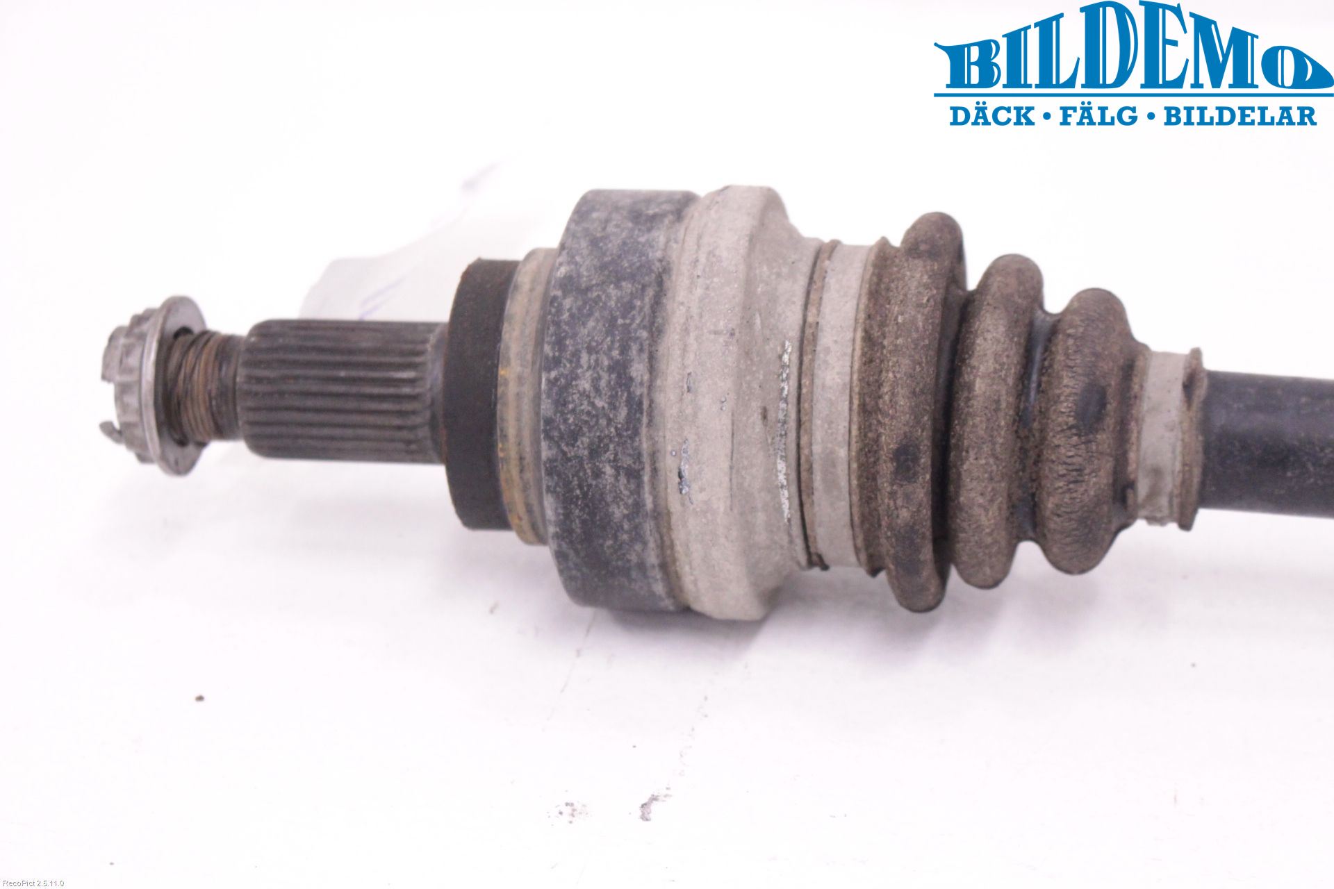 BMW 1 F20/F21 11-19 Drivaksel Bak Kompl Høyre