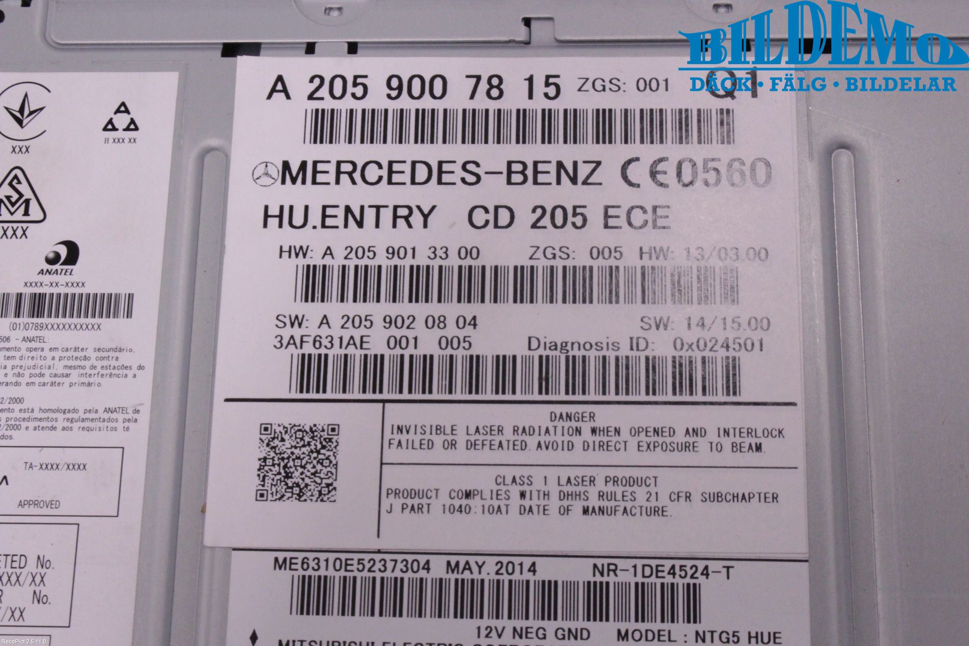 Mercedes-Benz MB C-KLASS (W205) 14-21 Stereo Radio Med Cd