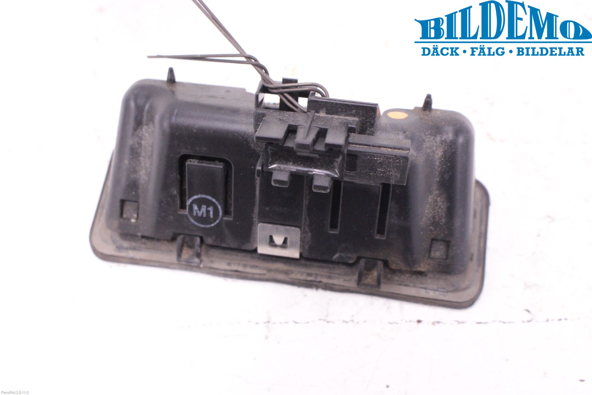 BMW 3 E90/91 SED/TOU 05-12 Bakluke Handtak Ytre