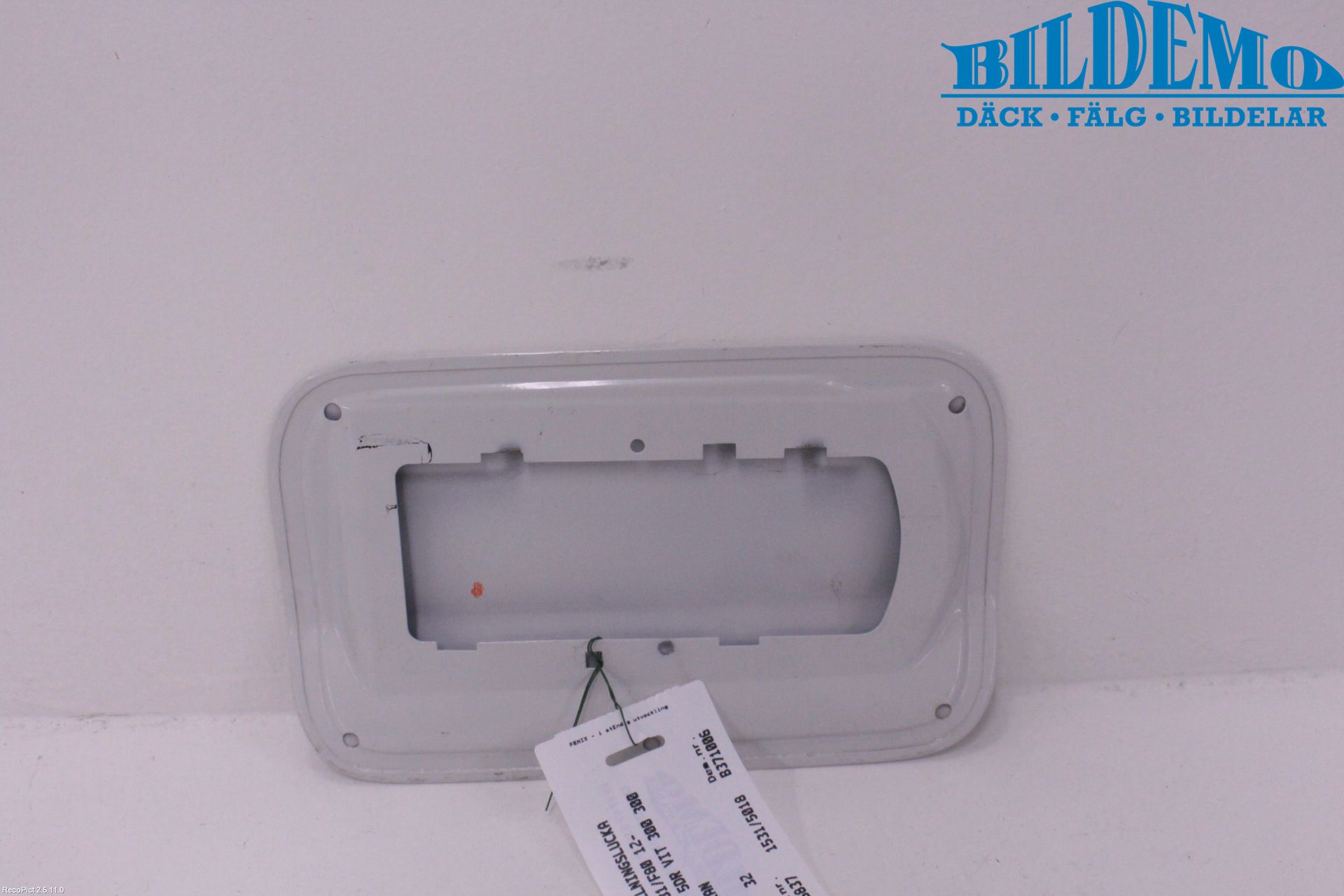 BMW 3 F30/F31/F80 12-19 Drivstoff Tankluke