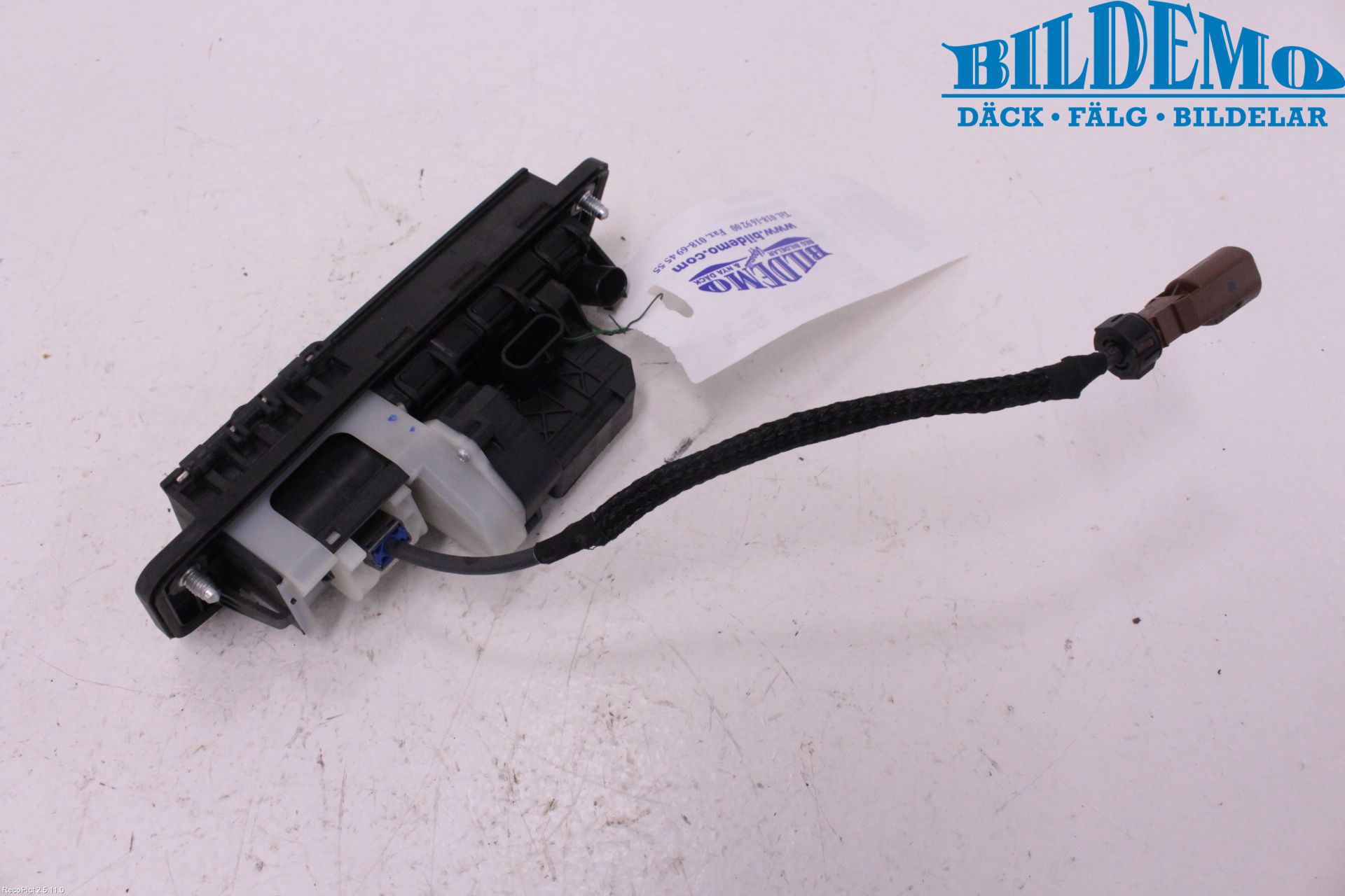 Mercedes-Benz MB E-KLASS (W213) 16-23 Bakluke Handtak Ytre