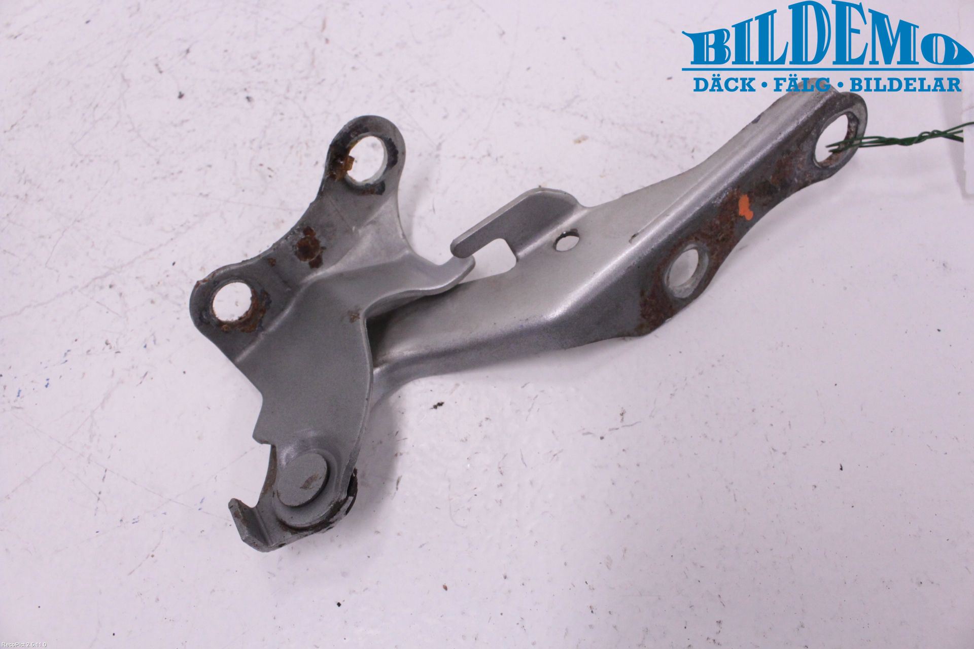 Toyota AVENSIS 03-06 Panser Hengsel - Hengsler