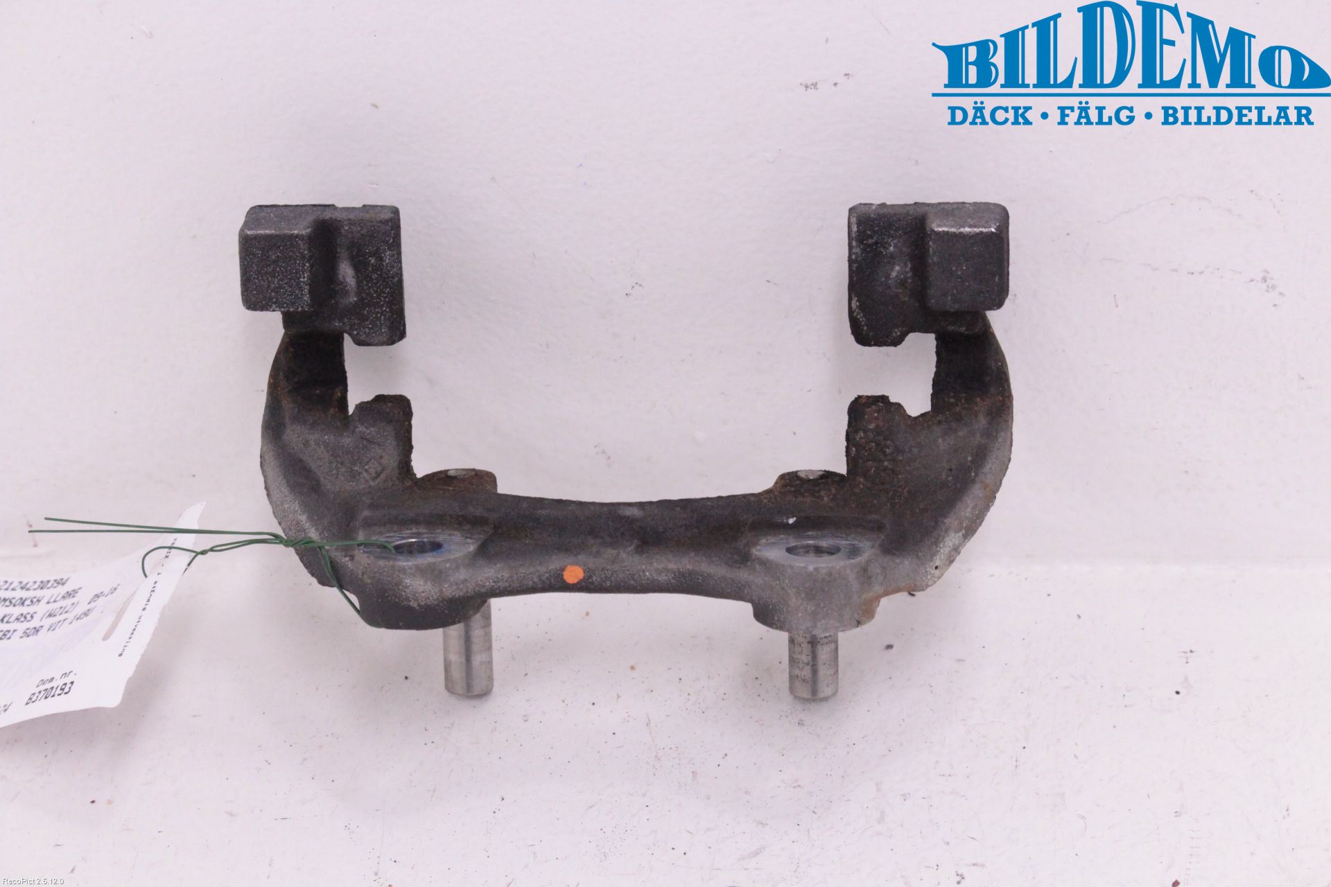 Mercedes-Benz MB E-KLASS (W212) 09-16 Bremsecaliper Feste Holder