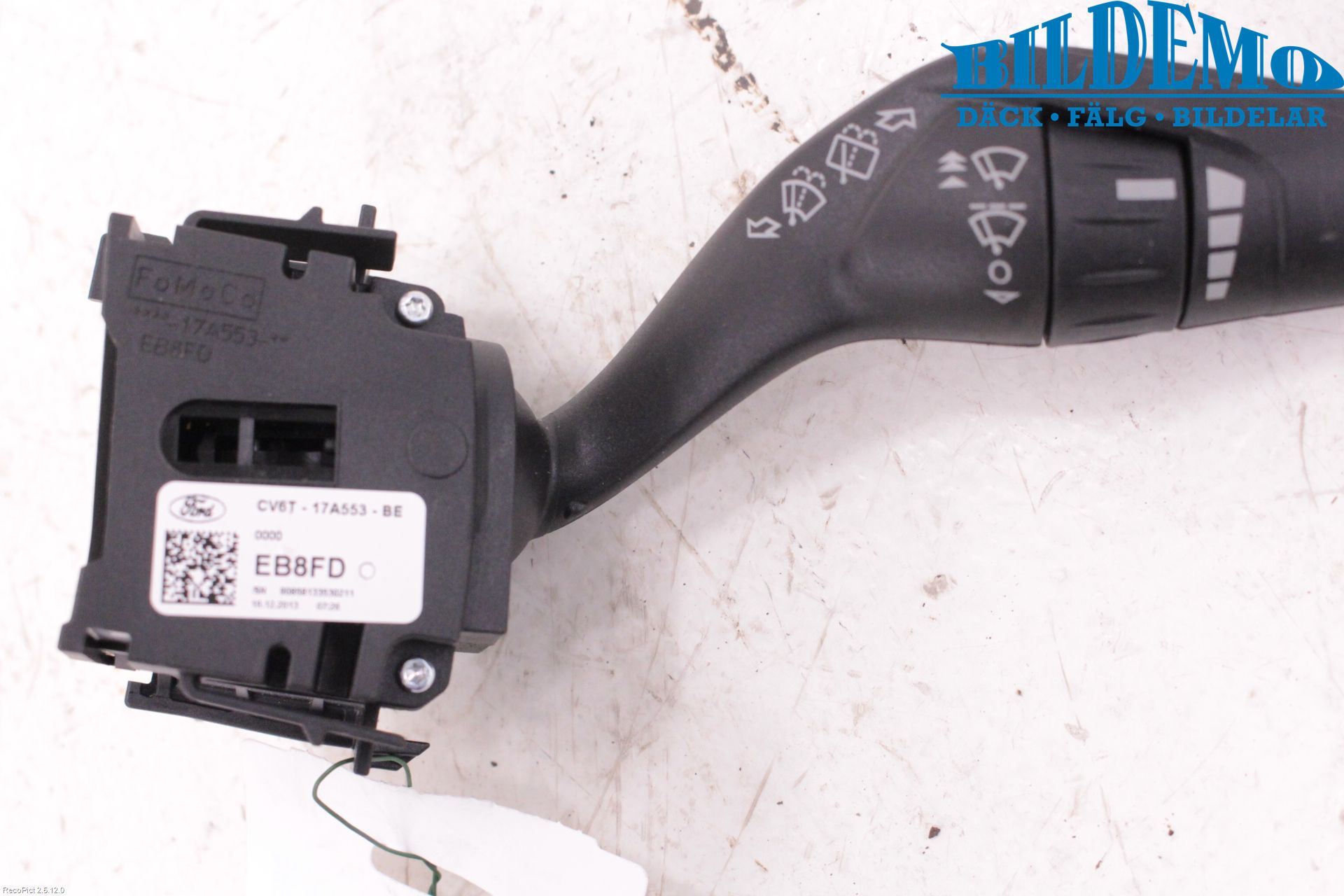 Ford FOCUS 11-14 Bryter Ratt Visker - Spyler