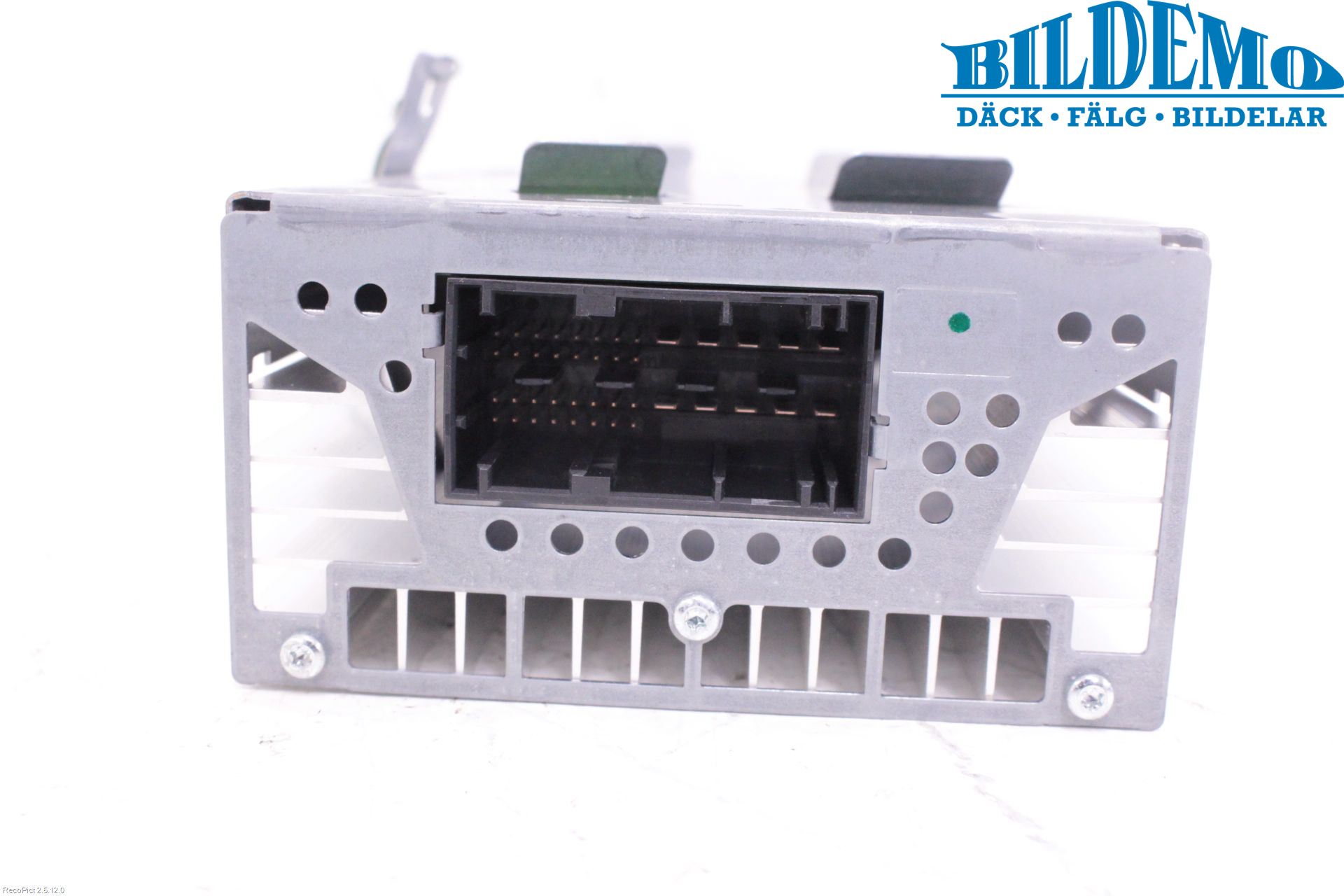 BMW 5 F10/F11/F18 09-17 Stereo Forsterker