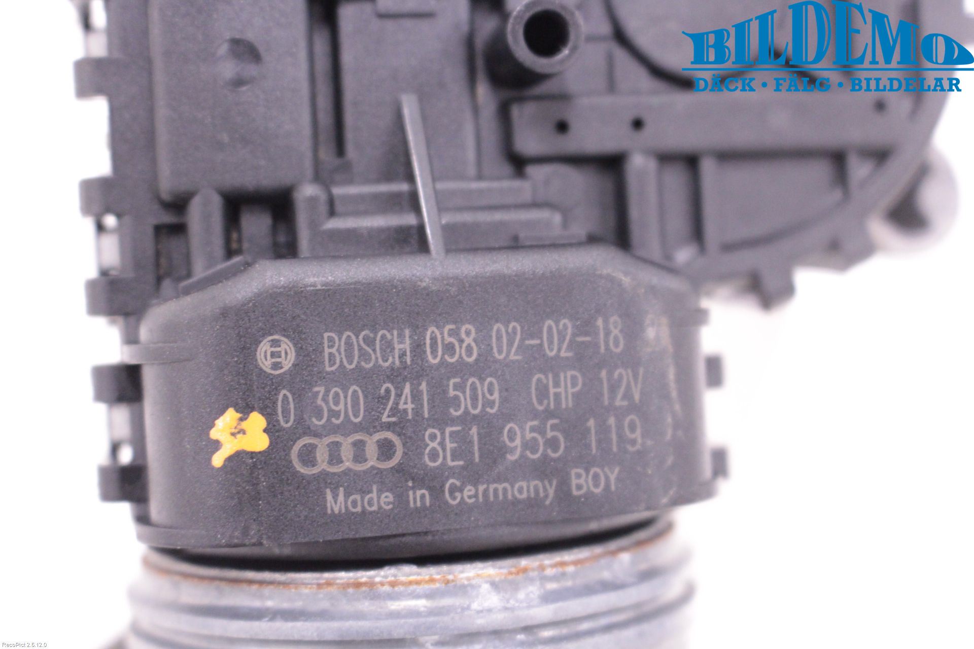 Audi A4/S4 01-05 Viskermotor Frontrute