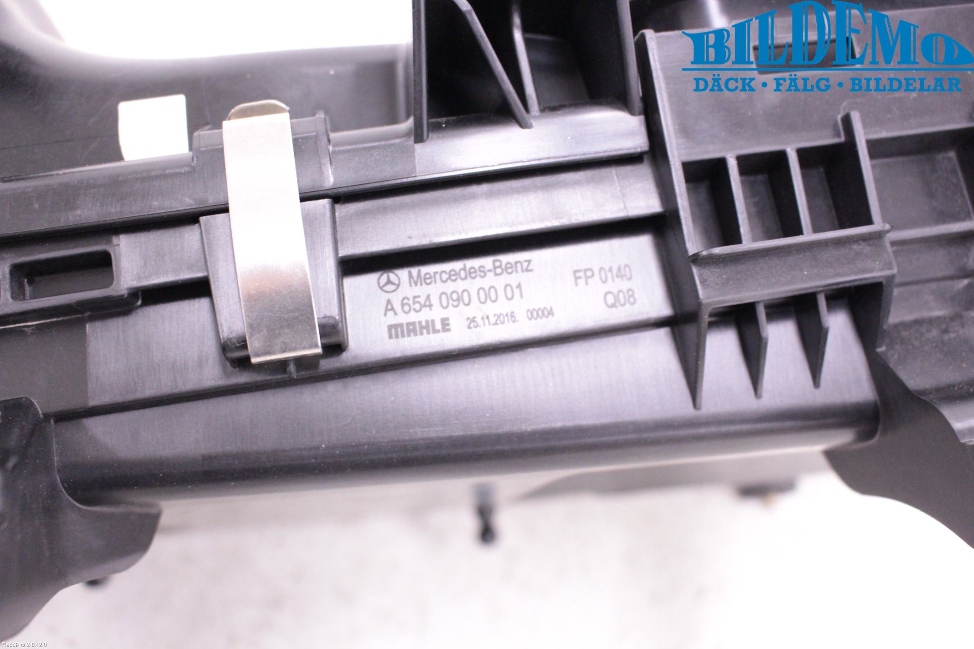 Mercedes-Benz MB E-KLASS (W213) 16-23 Luftfilter Boks