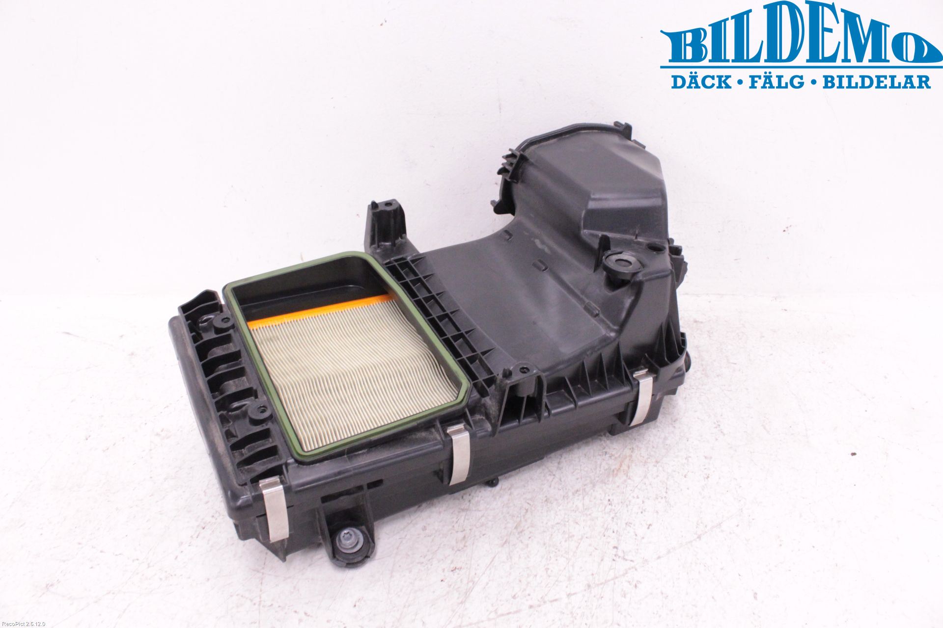 Mercedes-Benz MB E-KLASS (W213) 16-23 Luftfilter Boks