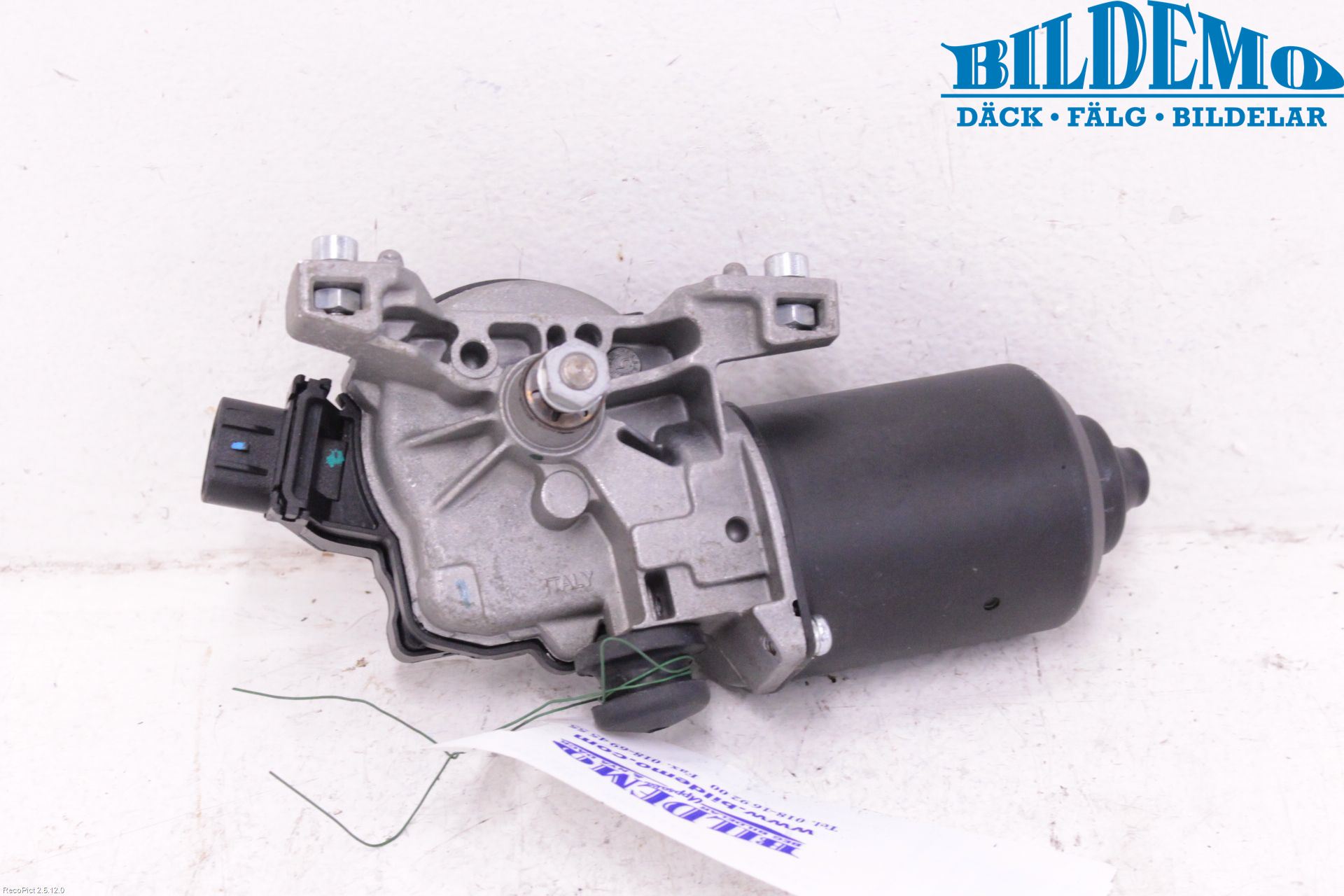 Toyota AVENSIS 03-06 Viskermotor Frontrute