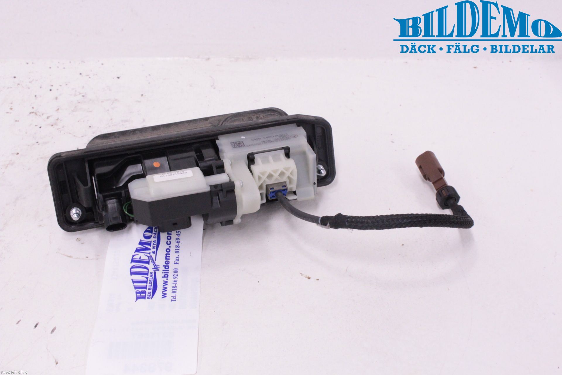 Mercedes-Benz MB E-KLASS (W213) 16-23 Bakluke Handtak Ytre