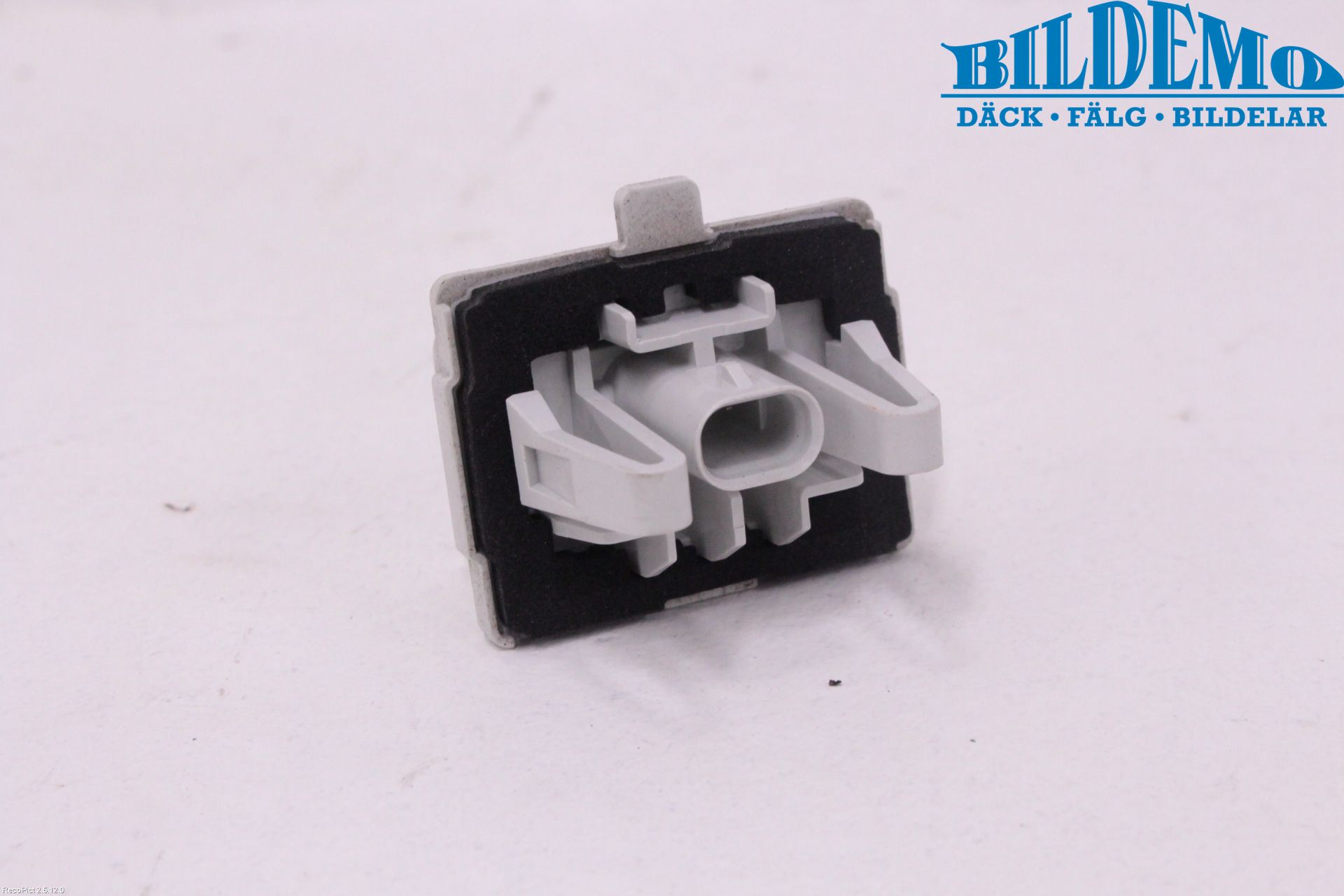 Mercedes-Benz MB E-KLASS (W213) 16-23 Skilt Belysning