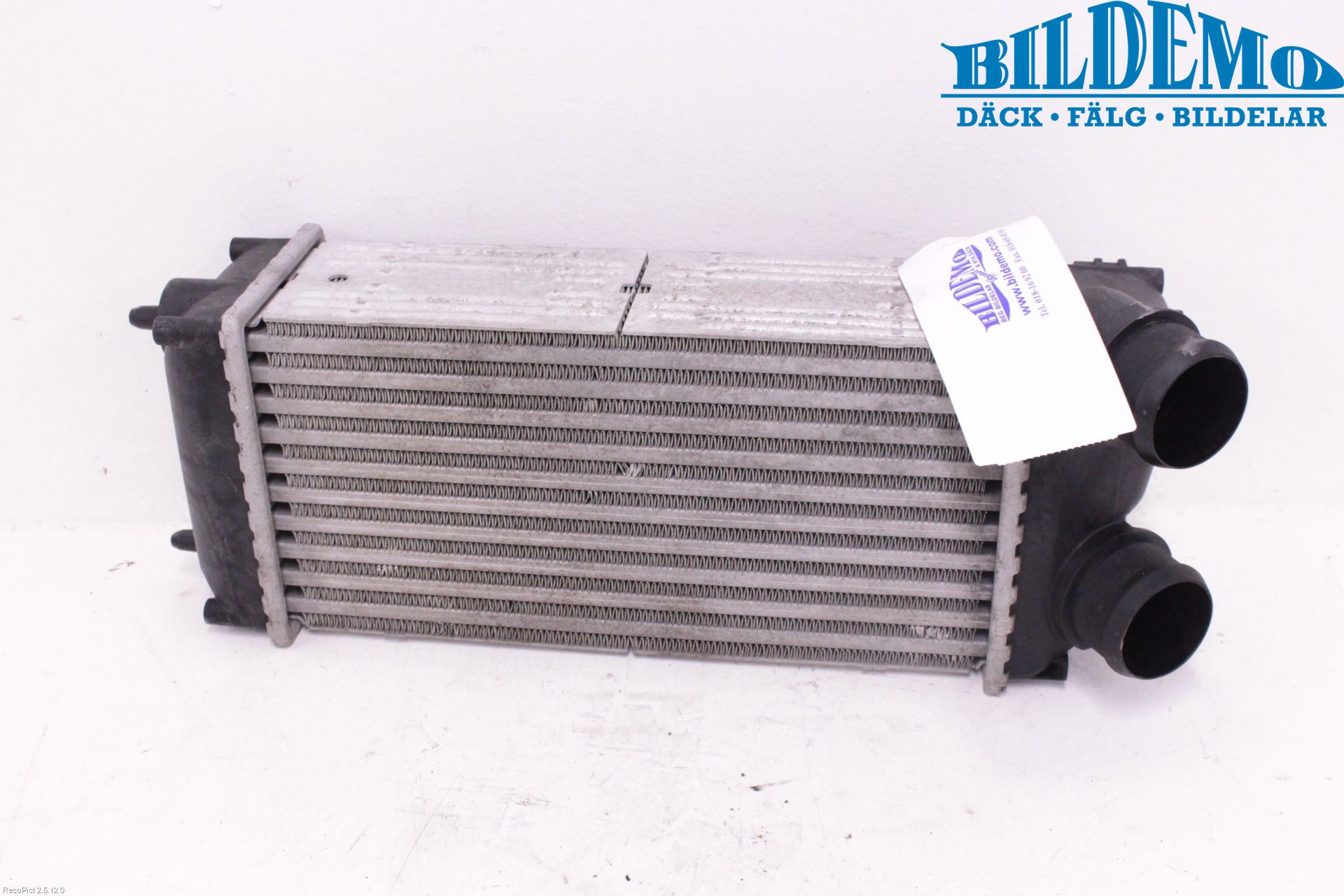 Peugeot 307     05-08 Intercooler Radiator