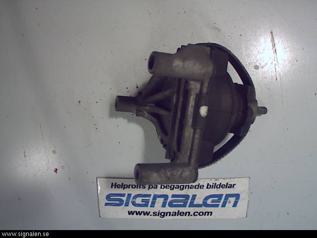 Saab 9-5     06-10 Motor Feste Gummi
