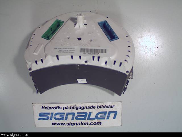 Volkswagen VW BEETLE 98-10 Instr Kombinert