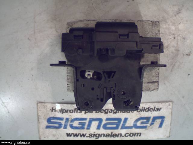 Nissan QASHQAI   07-10 Bakluke-Lokk Låsekasse