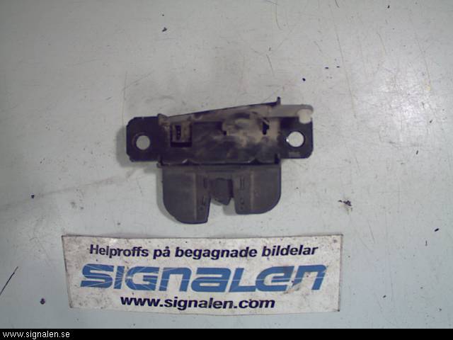 Volkswagen VW CADDY      04-10 Bakluke-Lokk Låsekasse