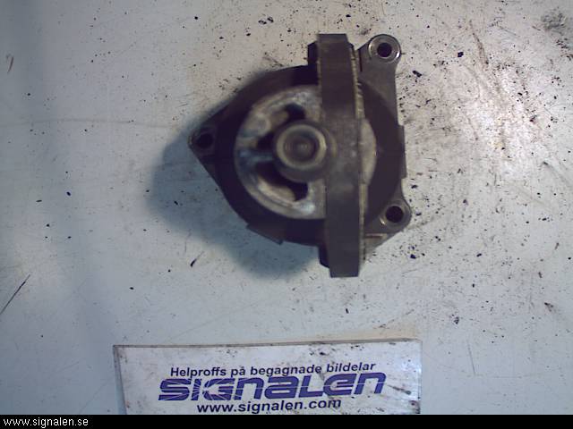 Saab 9-5     06-10 Motor Feste Gummi